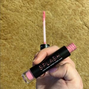 Splash liquid lipstick
